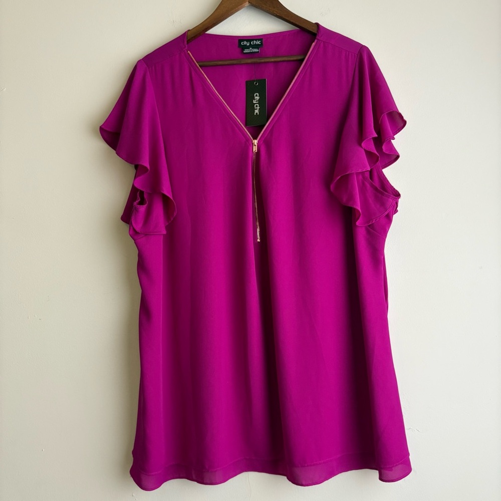 City Chic Fuchsia Flutter Sleeve Zip-Front Loose Flowy Blouse – Women’s XL